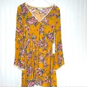 ON THE ROAD FLORAL DRESS M